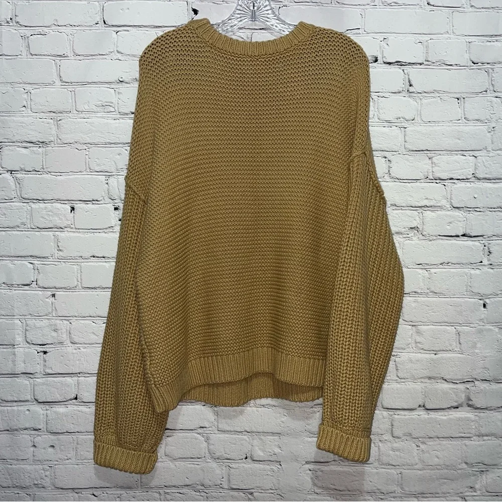 Free People Dream Cable Knit Crewneck Sweater Size Large Unisex - Picture 2 of 12